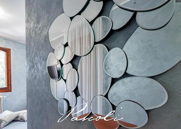 Villino Pascoli Tatil Evi *